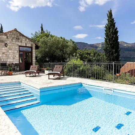 Villa Lucija Holiday home Gruda